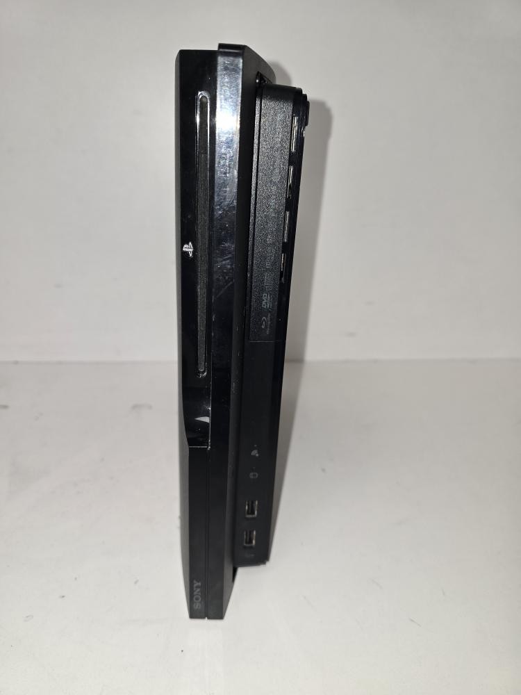 SONY PLAYSTATION 3 – SYSTEM – 120GB – CECH-2001A (P08036619)