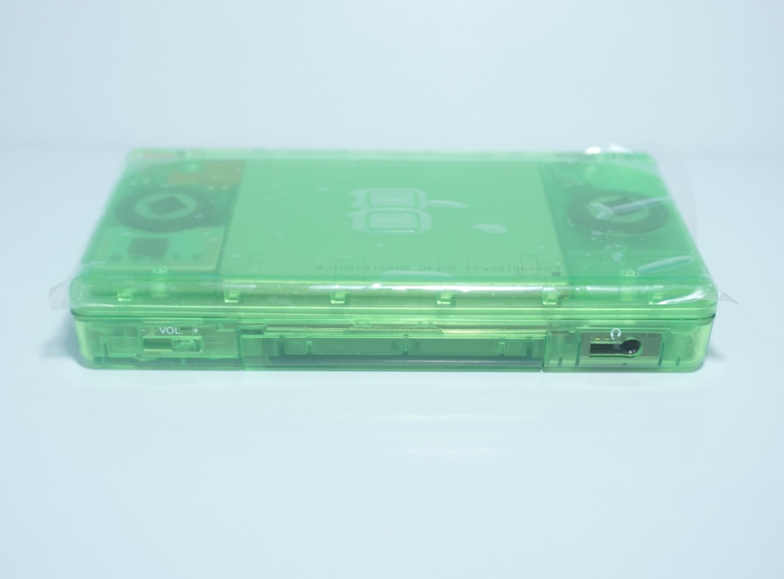 Nintendo DS Lite Transparent Clear Kiwi Green Handheld System with Charger