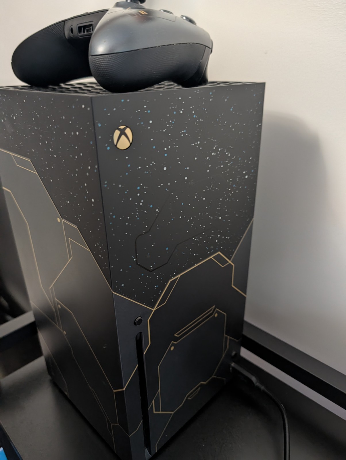 Microsoft Xbox Series x Halo Infinite Limited-Edition Console