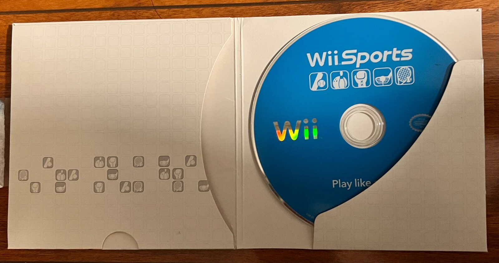 Nintendo White Wii in box with 9 classic Games