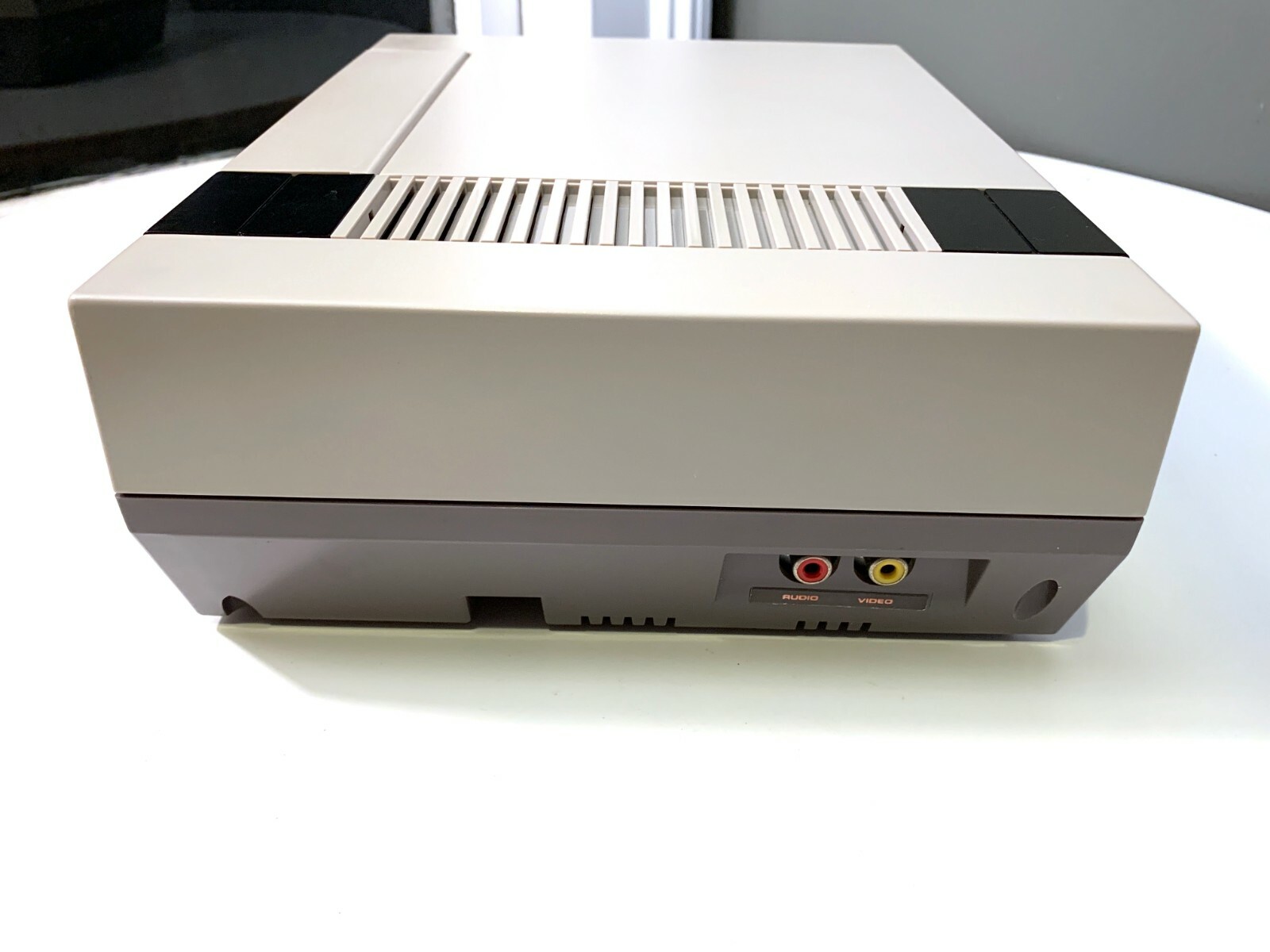 1985 Original NES Nintendo System Console + New 72 Pin Authentic & Clean!