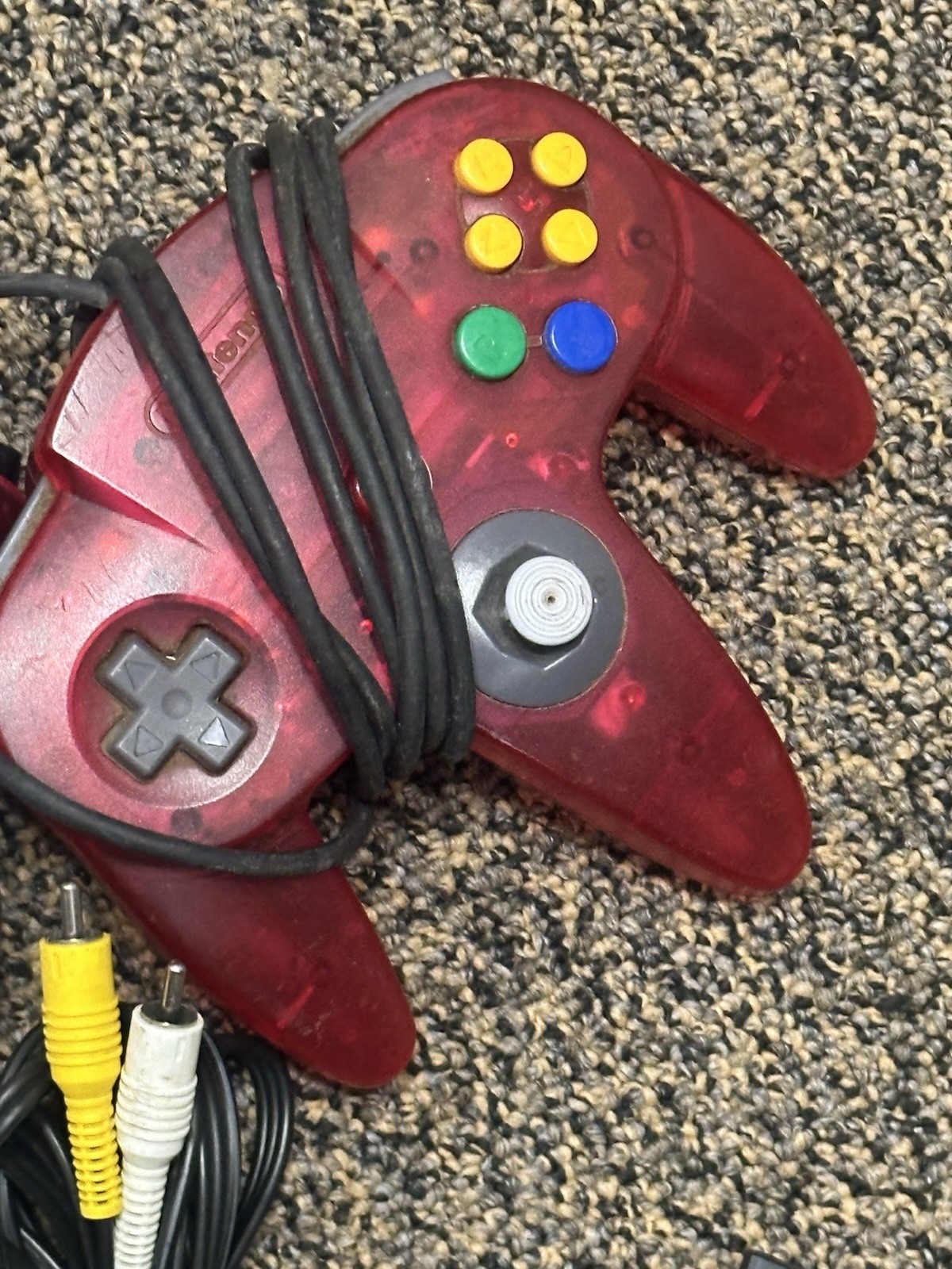 n64 console bundle, 1 controller ,5 games, all cables included tested works