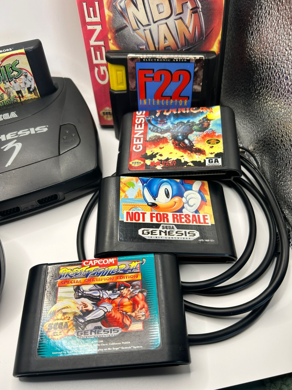 SEGA Genesis 3 Console System Bundle MK-1461 OEM Controller