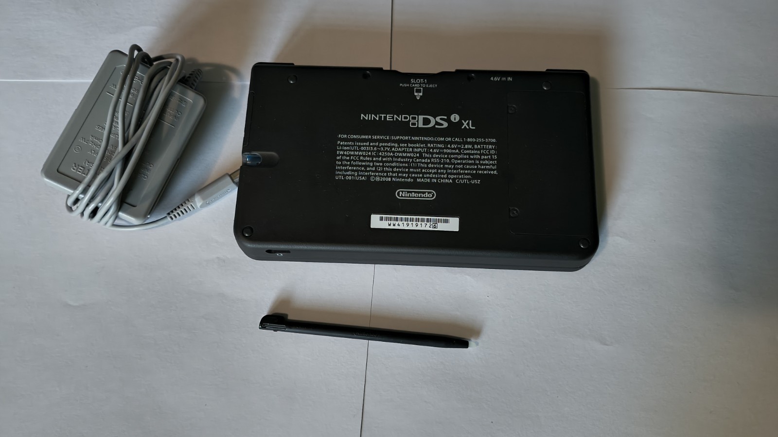 DSI XL Midnight Blue Used Tested Working With Original Charger And Stylus.