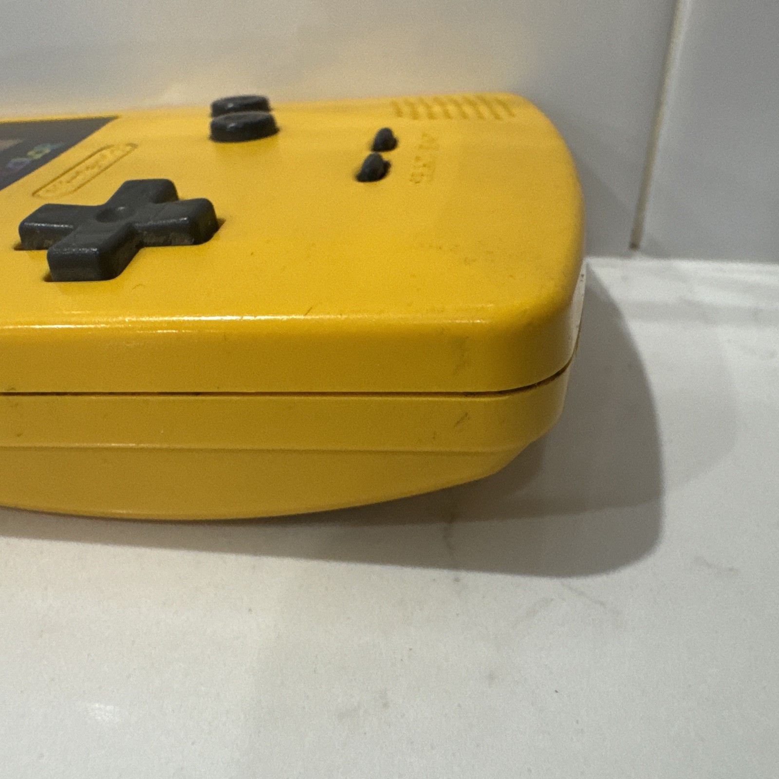 Nintendo Game Boy Color Console CGB-001 Dandelion Yellow Tested Works 1998 Read
