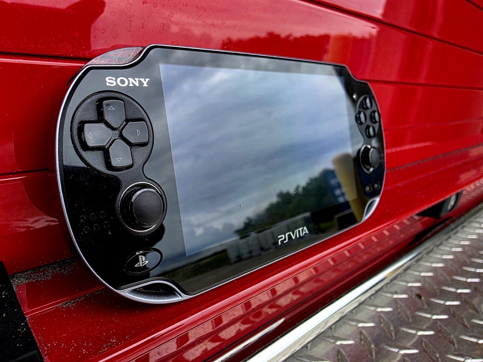 PlayStation Vita PCH-1001