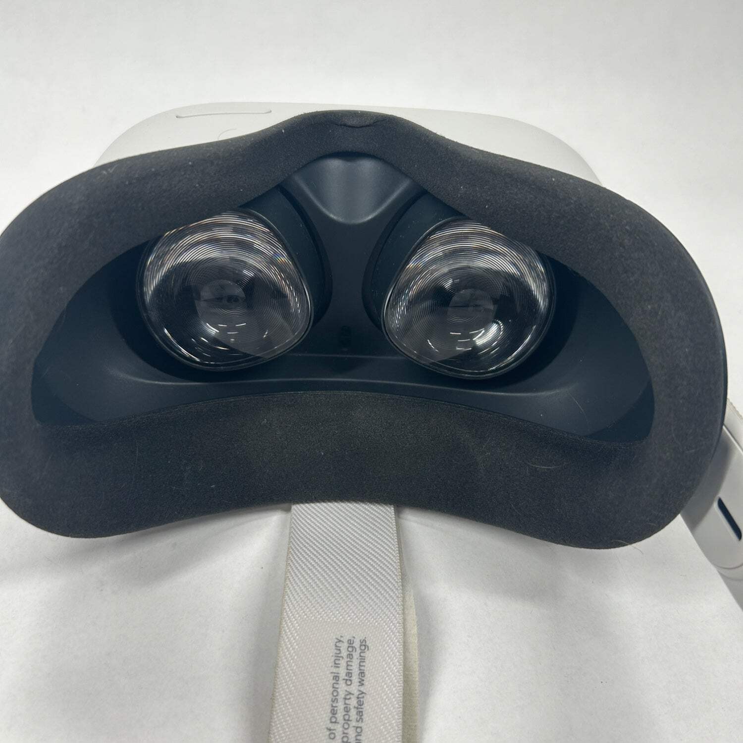Meta Quest 2 64GB Standalone All-in-One VR Headset KW49CM