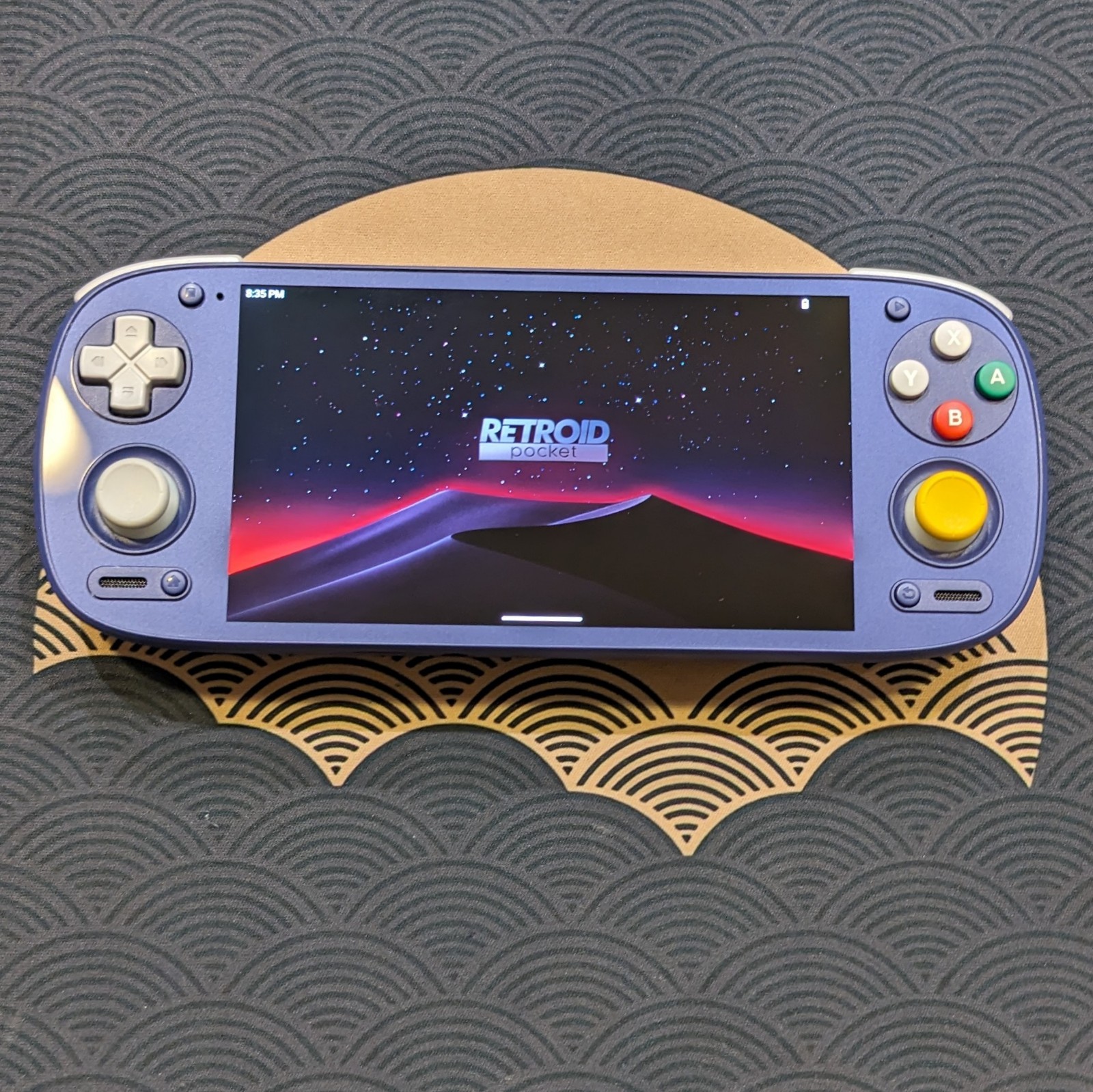 Retroid Pocket 5 • 128GB SanDisk SD+ 128GB SSD • Official Grip • Great Condition