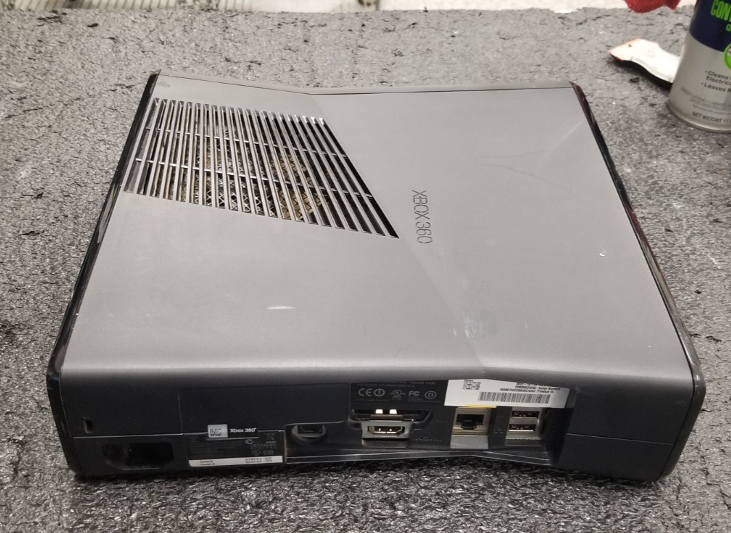 Microsoft Xbox 360 S Console : 1439 : 250GB : Tested & Works