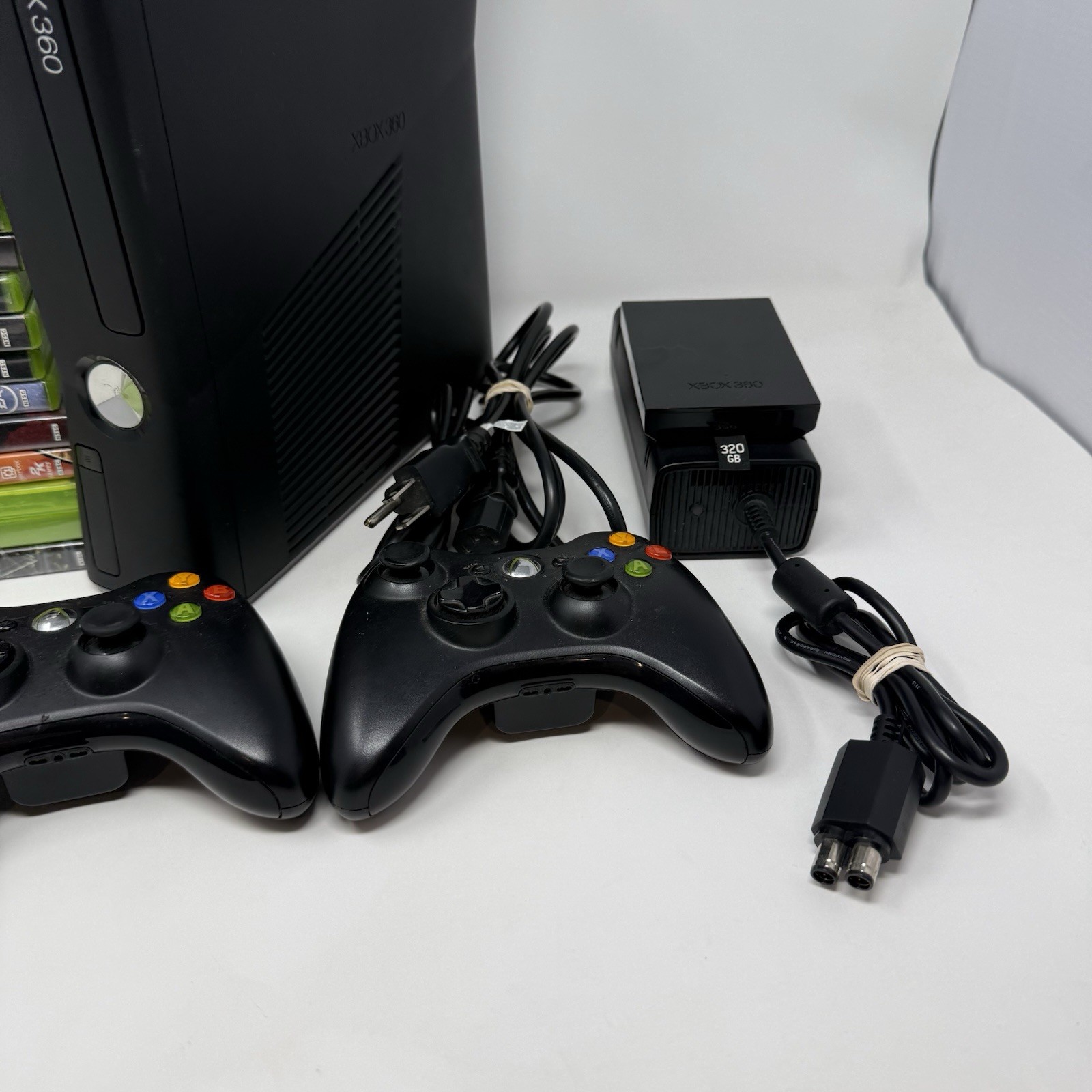 Xbox 360 S 320GB Console Bundle 15+ Games 2 OEM Controllers Tested Working