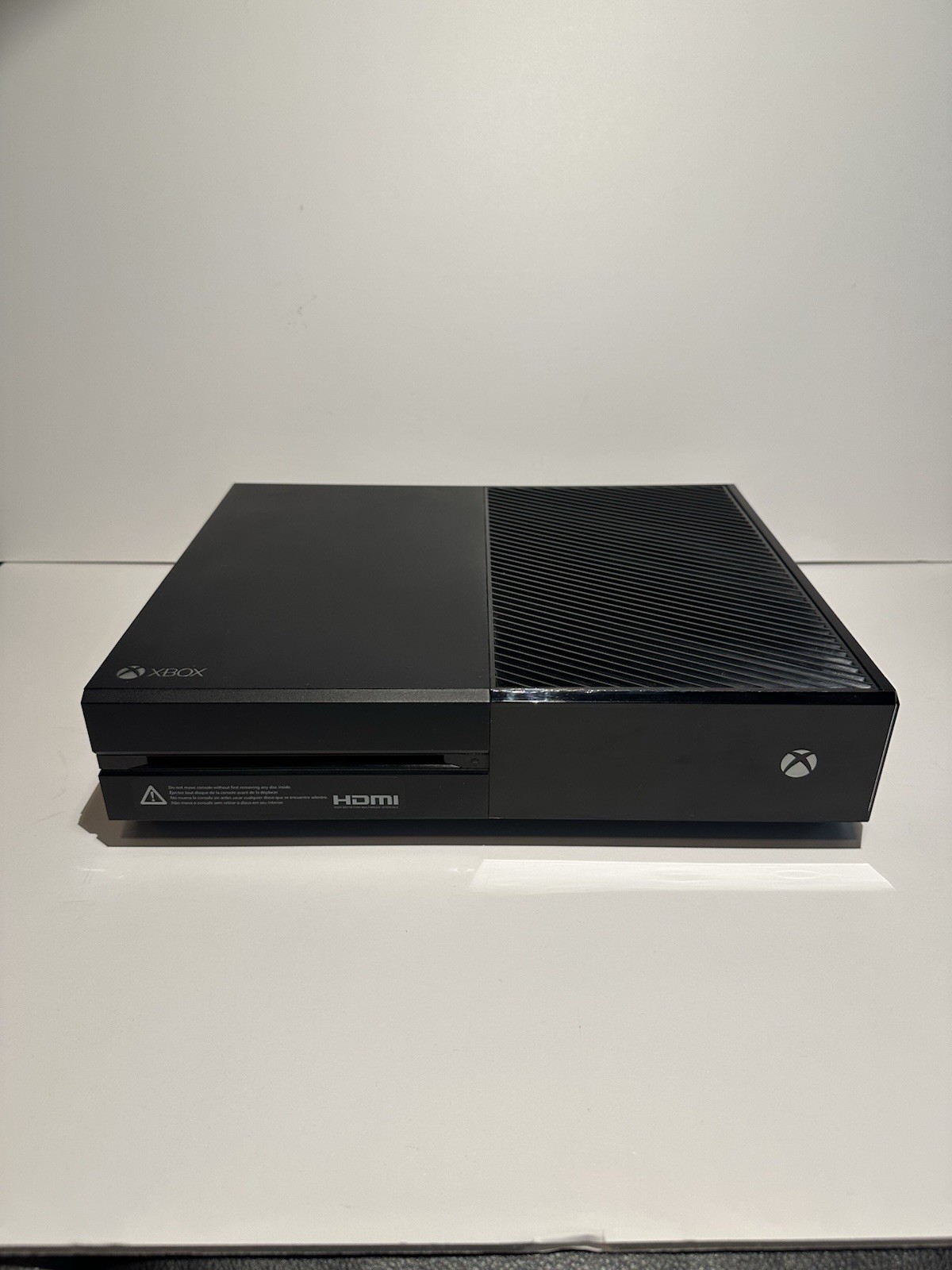 Xbox One 500GB Console w/ Cords & Controller Tested Working