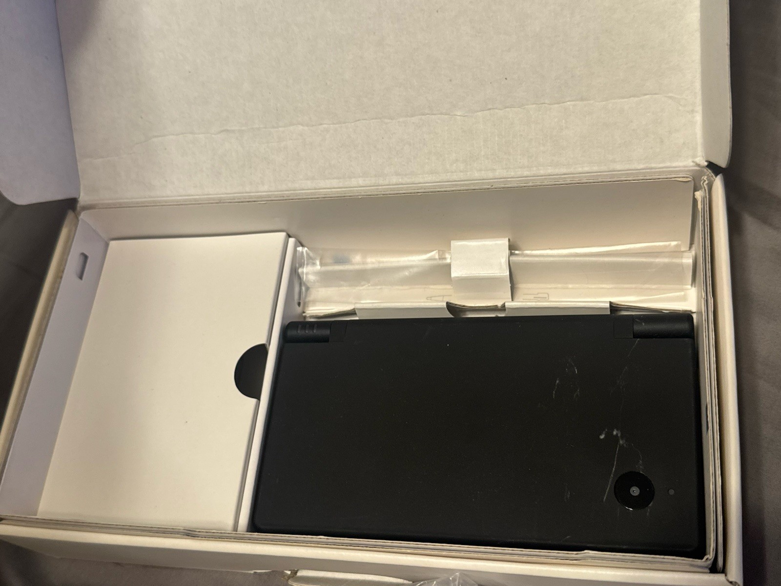 Nintendo DSi Black Handheld Console System Original Box