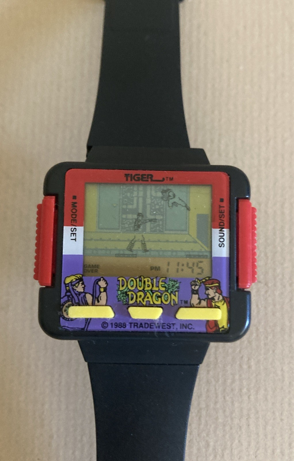 Vintage Double Dragon Tiger Electronics LCD Video Game Watch. 1990. Excellent !