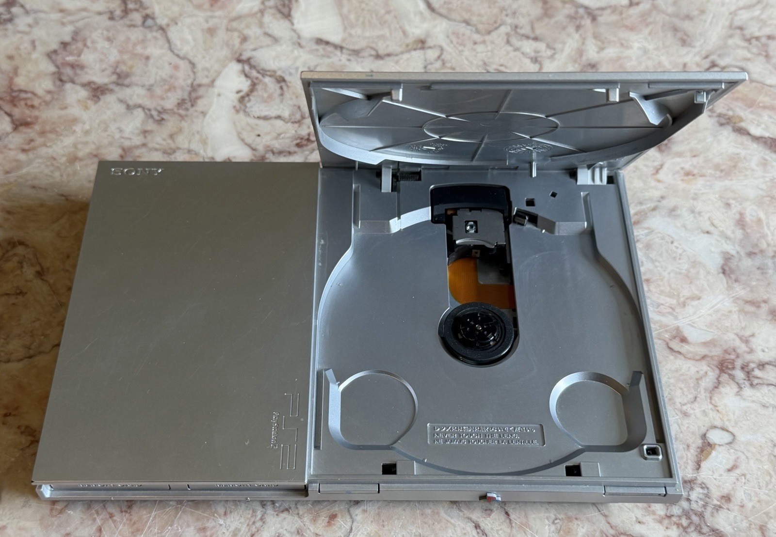 Sony PlayStation 2 PS2 Slim Satin Silver SCPH-90001 REGION FREE Complete Console