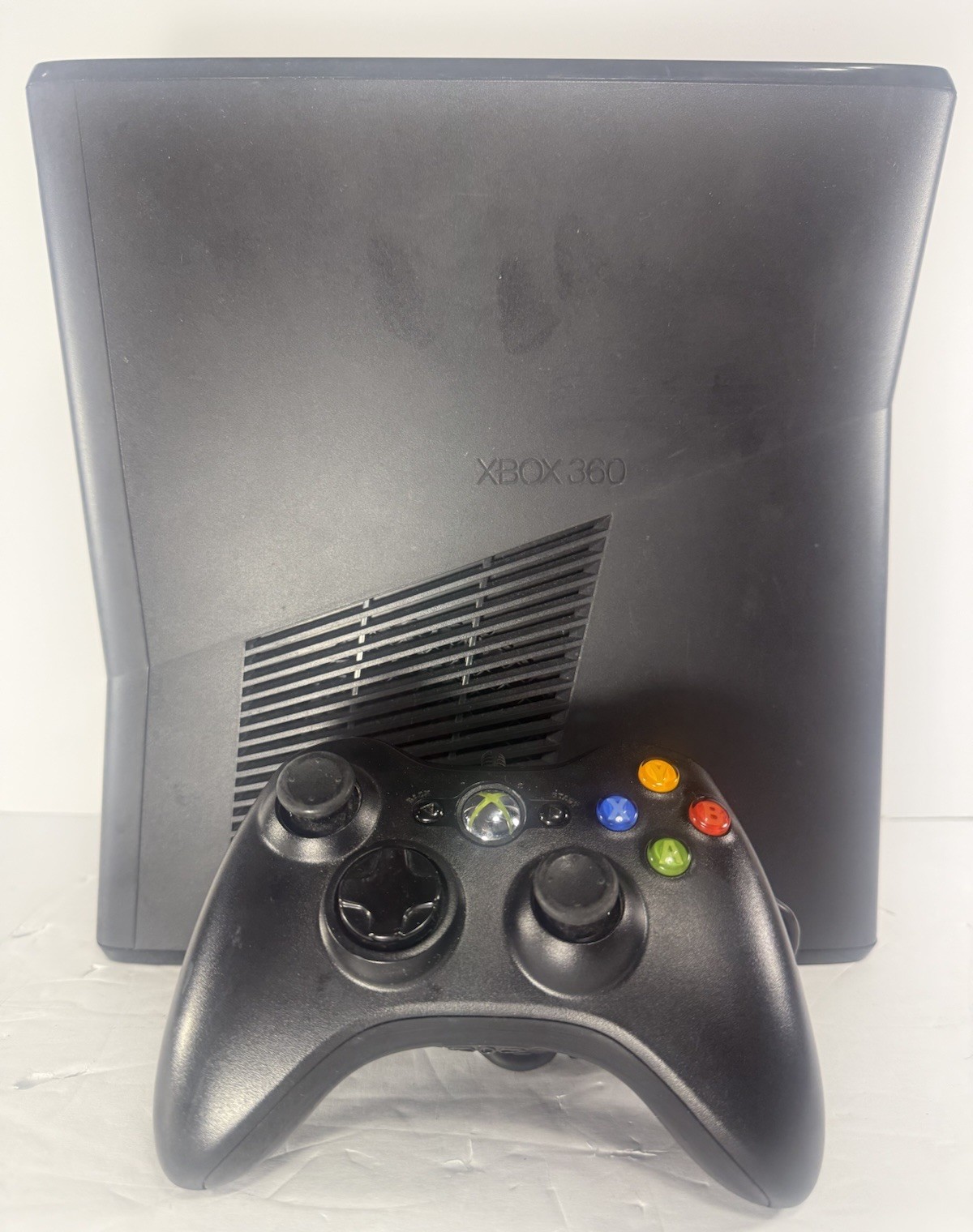 Microsoft Xbox 360 Slim Console Model 1439 4GB + Controller & Cables – Working