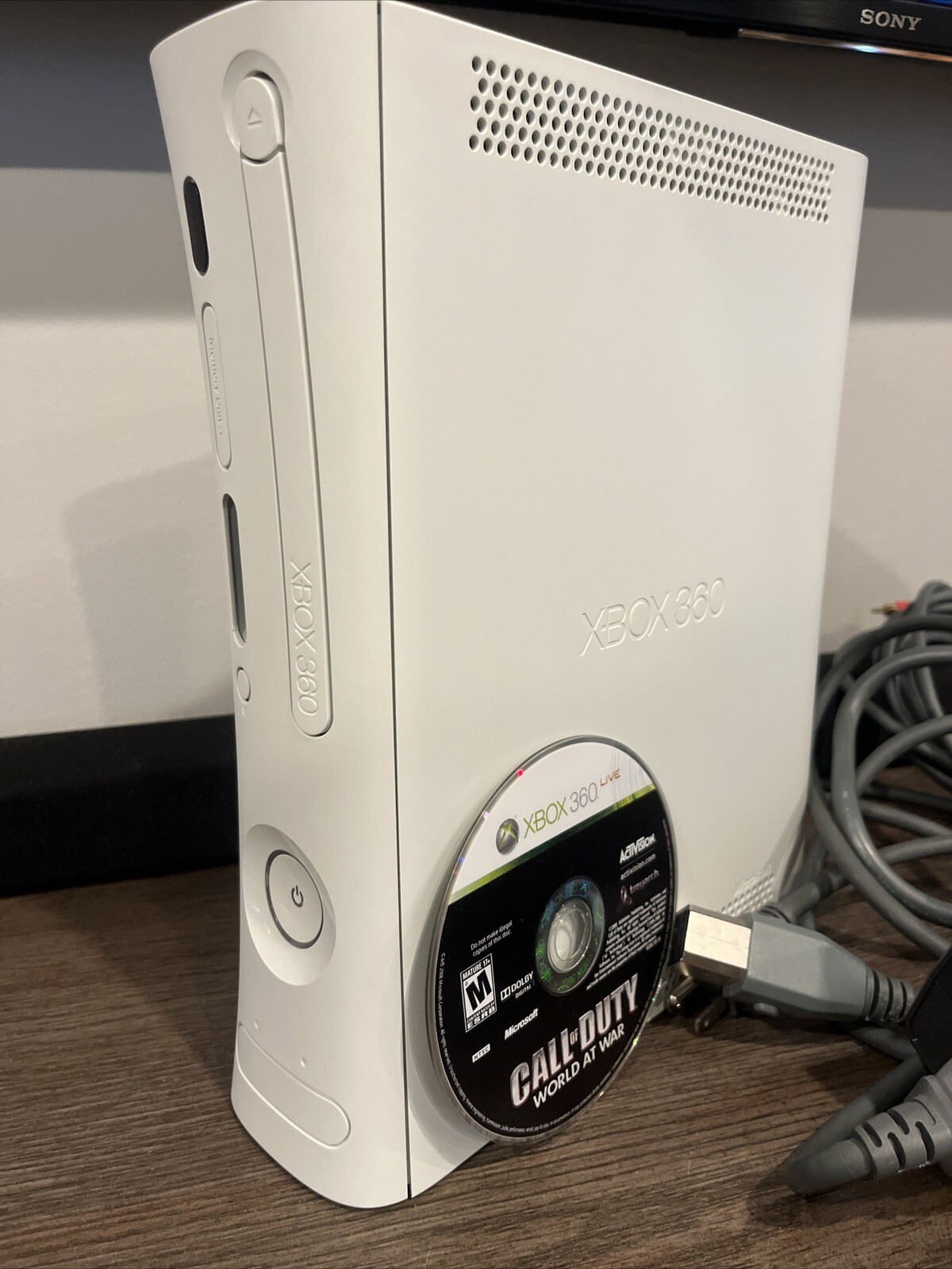 Xbox 360 Core Bundle, with AV , Controller, Call of Duty World at War, Tested!