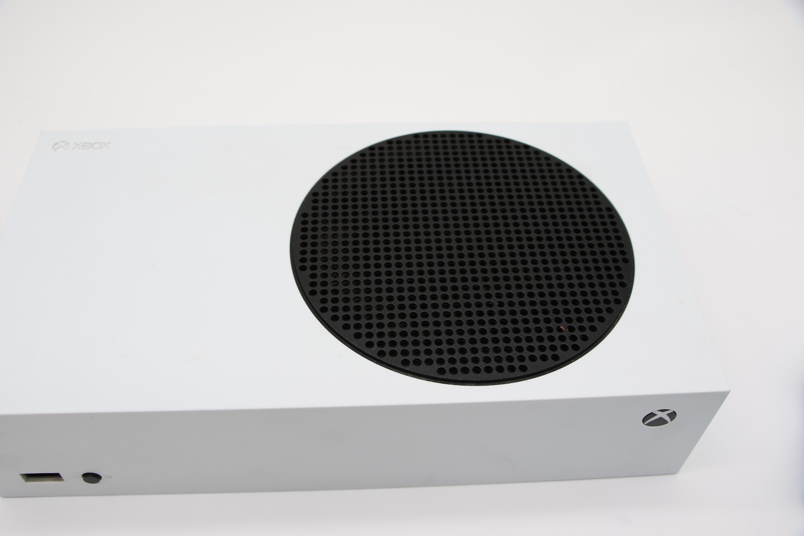 Xbox Series S 512GB All-Digital Console W/ Controller Model 1883 – White