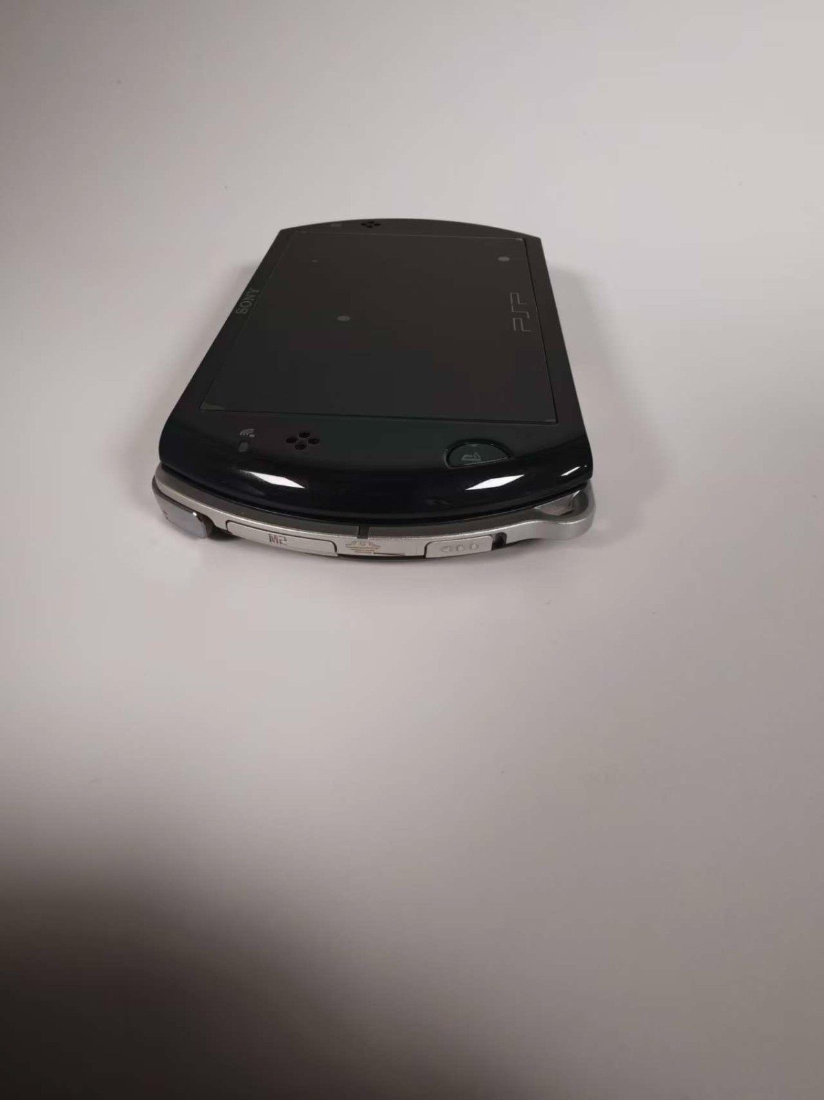 BLACK / Sony PSP Go console 16GB Great Appearance – Tested 100% Working