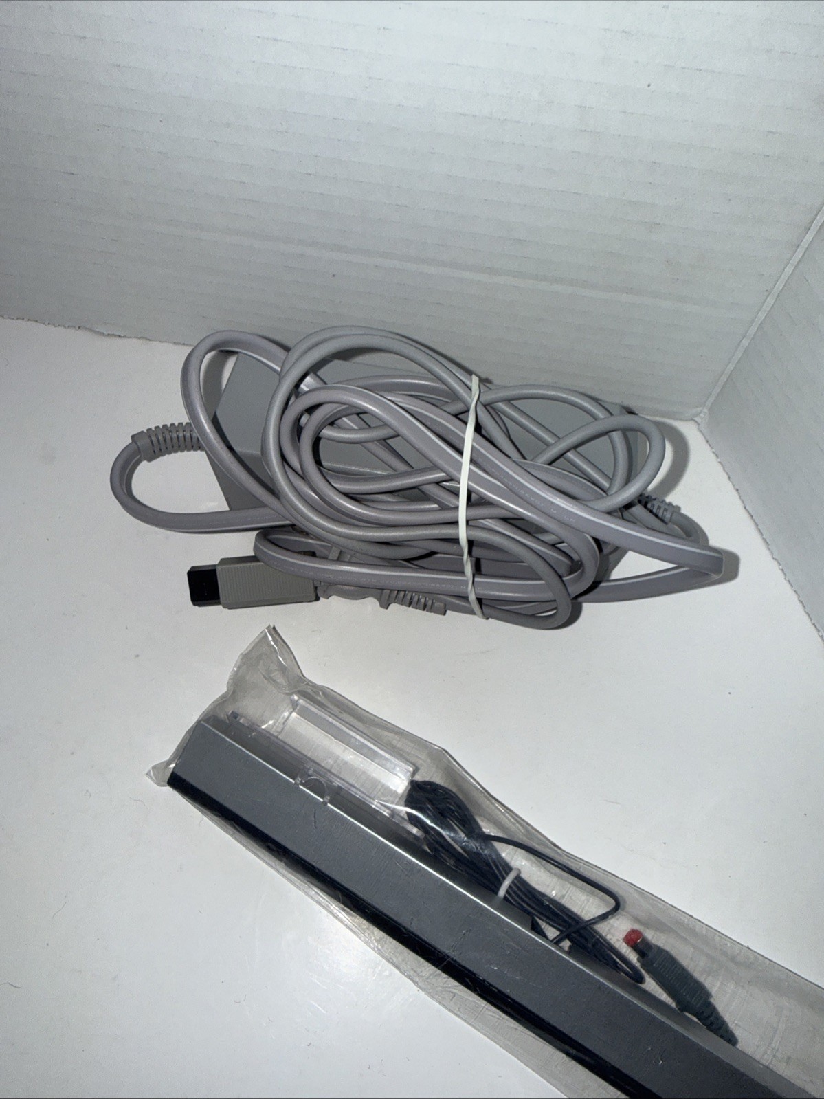 Nintendo Wii RVL-001 512 MB Home Console – White