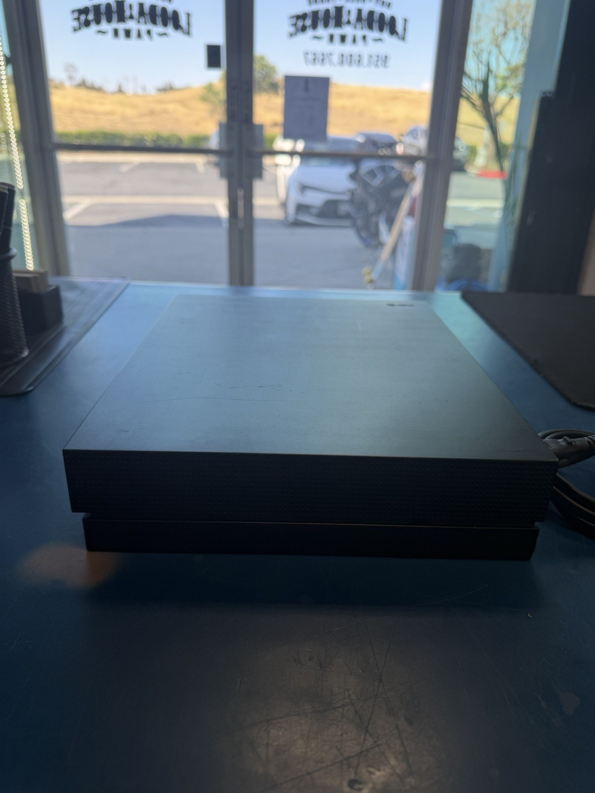 Microsoft Xbox One X – 1TB – Home Console – Black