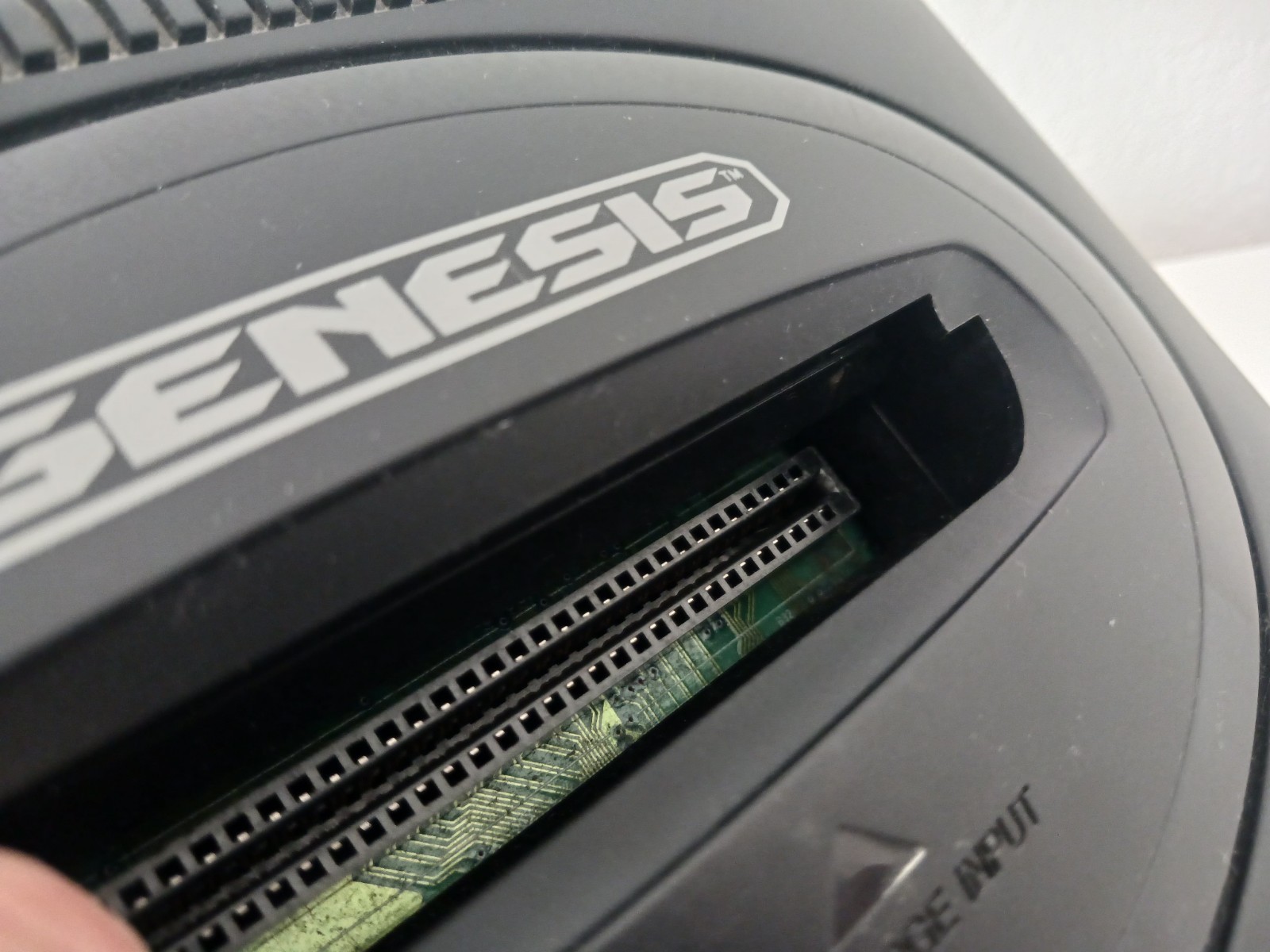 SEGA Genesis Console Model 2 MK-1631 Bundle + Authentic Sonic 3 + 2 Controller
