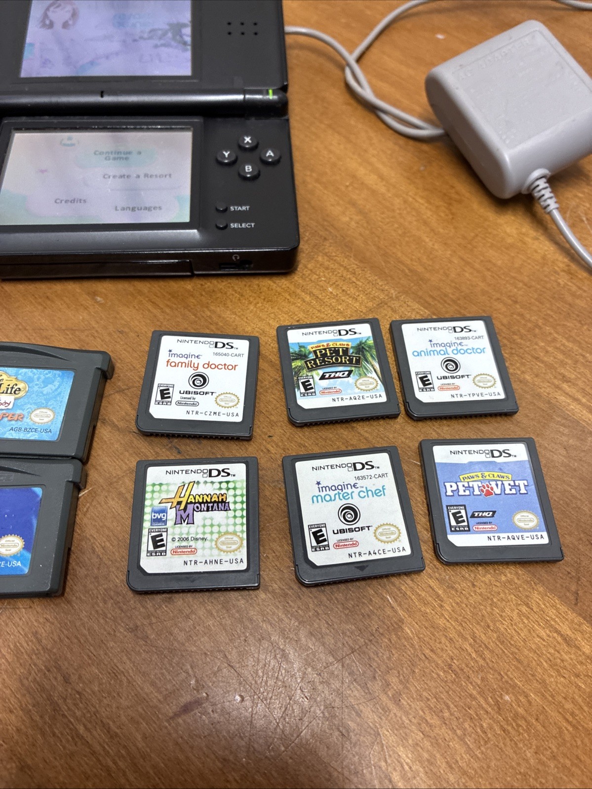 Nintendo DS Lite Glossy Black GBA Game Bundle /w Charger Works