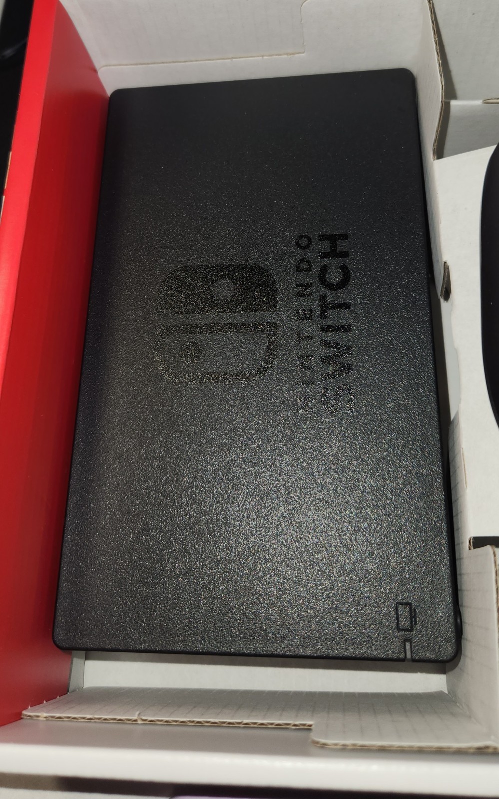 Price Reduced!! Nintendo Switch 32GB Handheld Console – Neon Red/Neon Blue