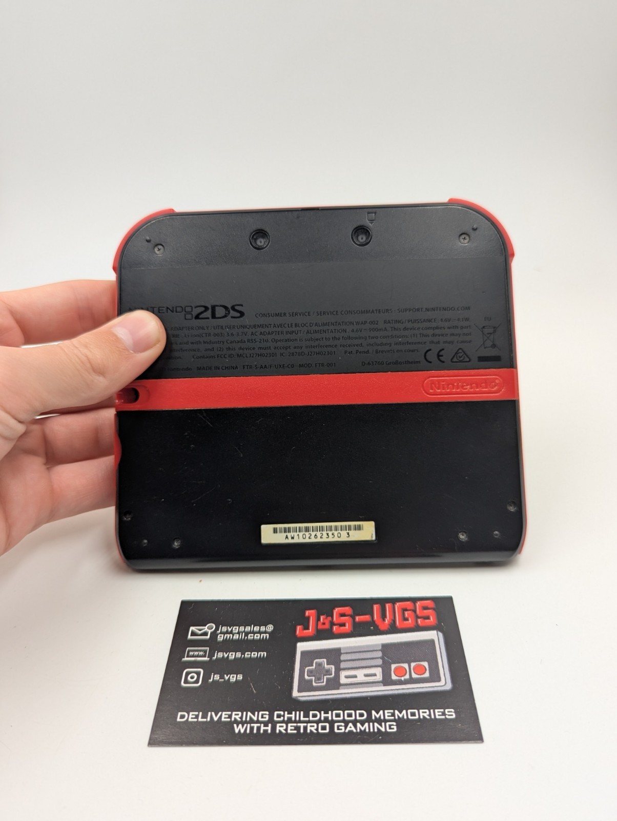 Nintendo 2DS Red/Black – Rough, Needs Thumbstick, Pokémon X + Crystal