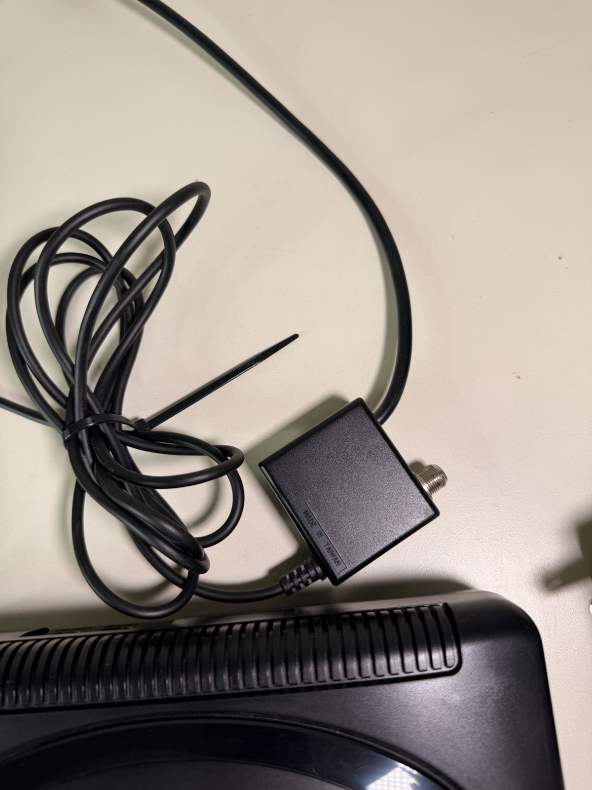 Sega Genesis MK-1631 2 Controllers Power And A/V Cables
