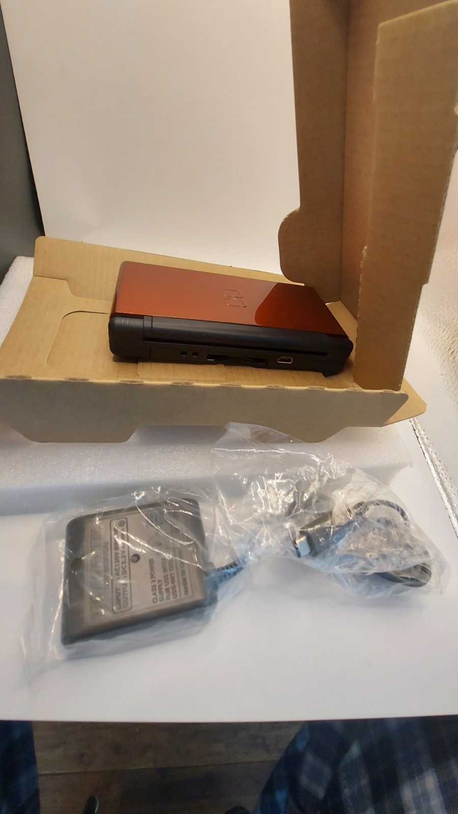 NIB Nintendo DS Lite Crimson Handheld System Console Tested