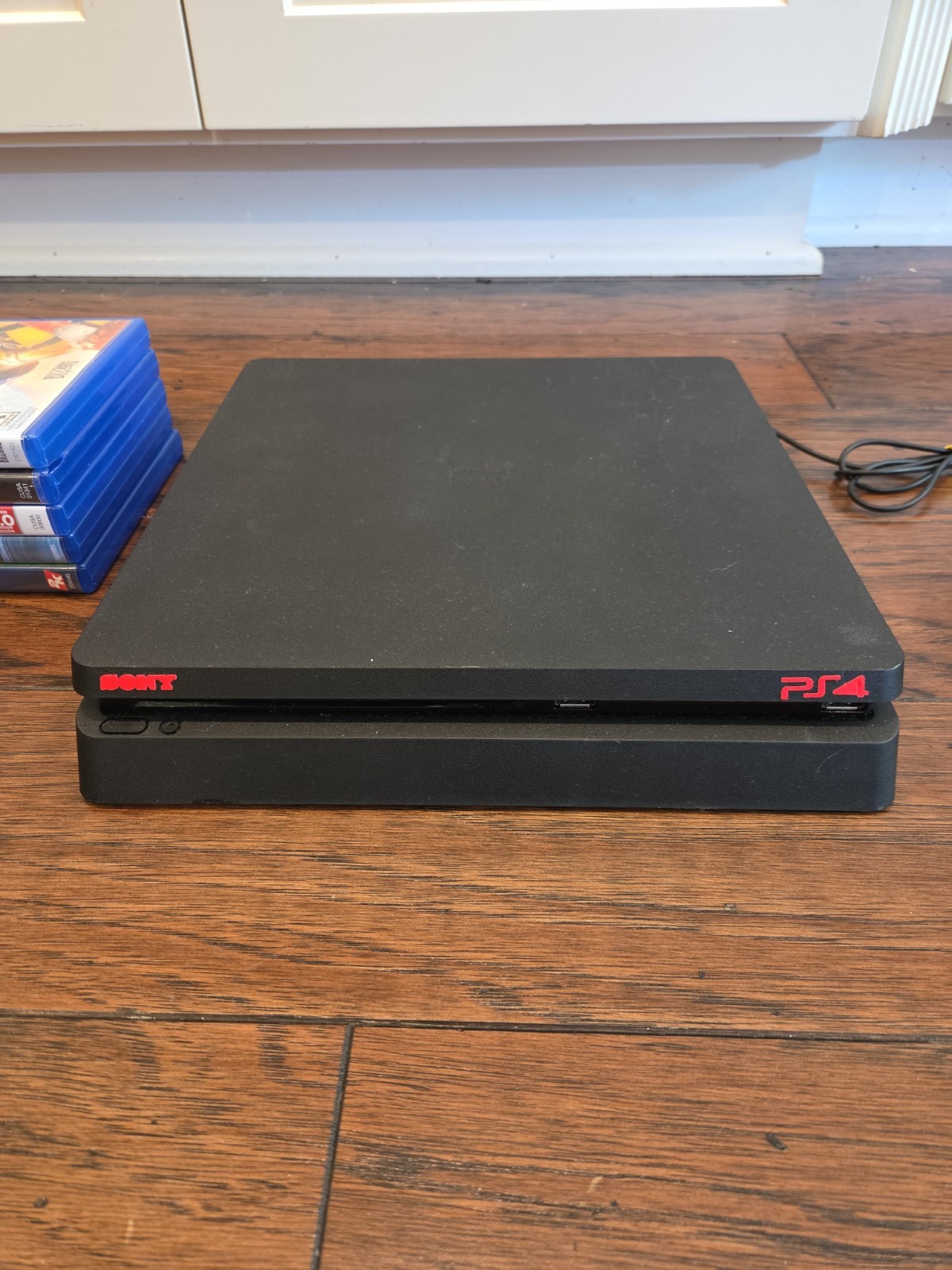 Sony PlayStation 4 Slim 1TB Console – Bundle – Controller & 5 Games