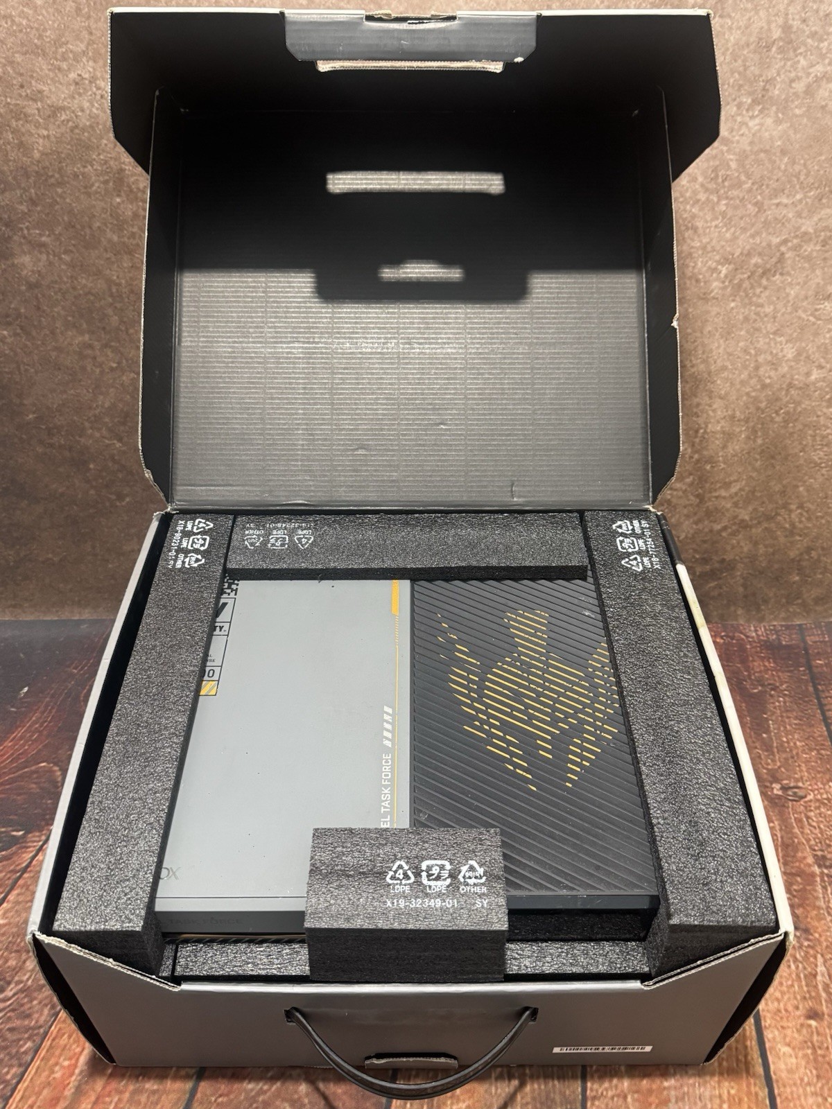 Xbox One Call of Duty: Advanced Warfare Edition Console + Box – PLEASE READ