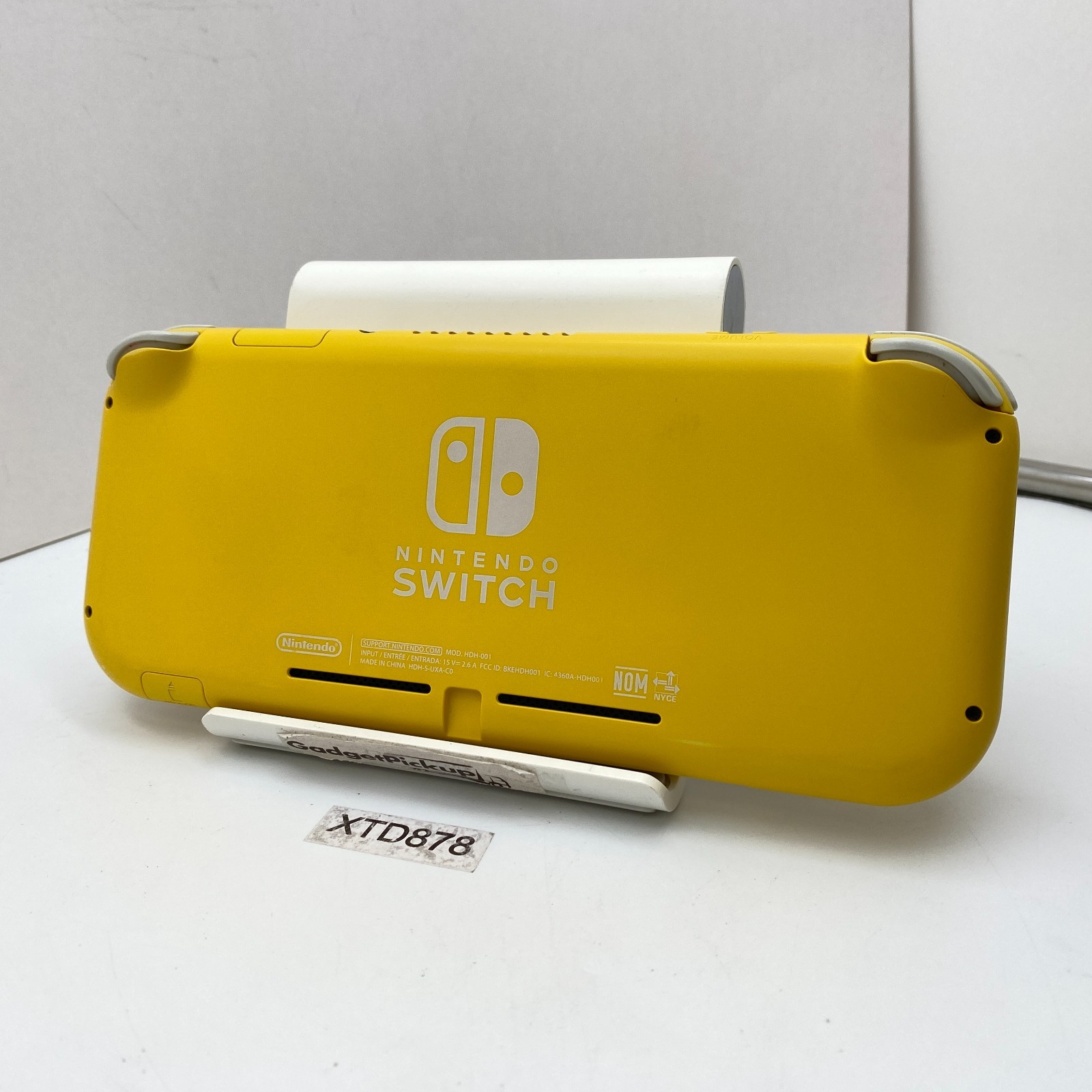 Nintendo Switch Lite – Yellow – Game Console – Fair Condition
