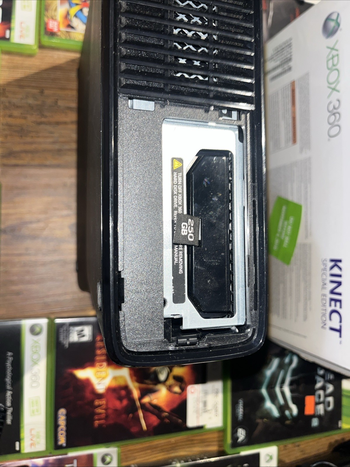 Microsoft Xbox 360 S 250gb Slim & Games – Console Box Cords Kinect Lot Bundle
