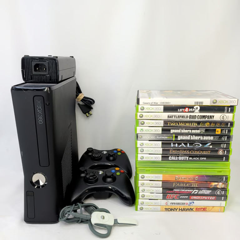 Microsoft Xbox 360 S 1439 Console 17 Games 2 Wireless Controllers Headset Bundle