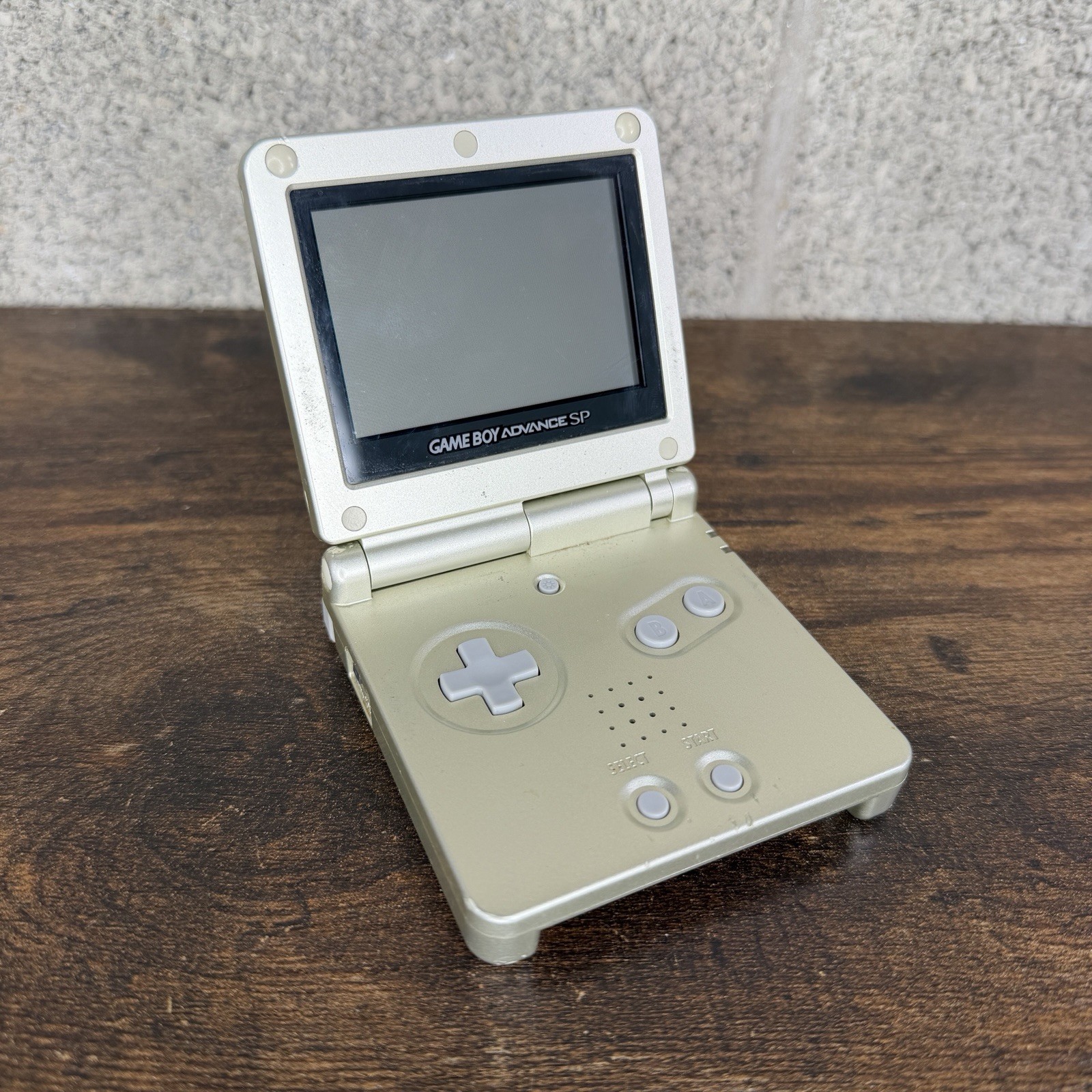 Nintendo Game Boy Advance SP US Exclusive Starlight Gold Toys R’ Us Edition