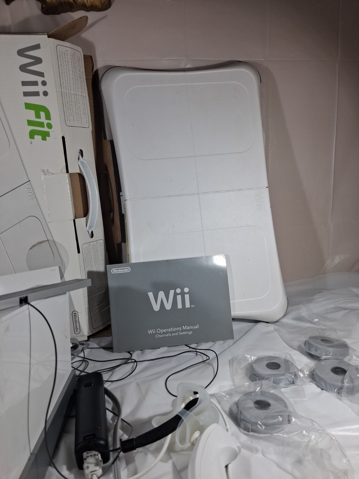 Nintendo Wii RVL-001 Console With Wii Board Included No Game Tv Not Included