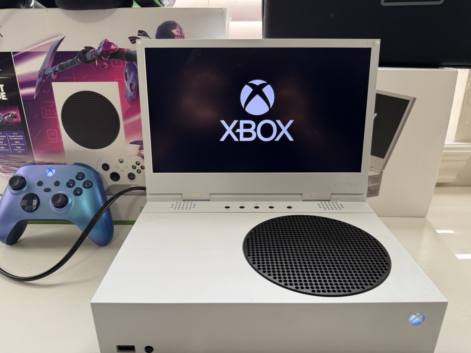 Xbox Series s 512gb With UpSpec Xscreen Portable Monitor Bundle