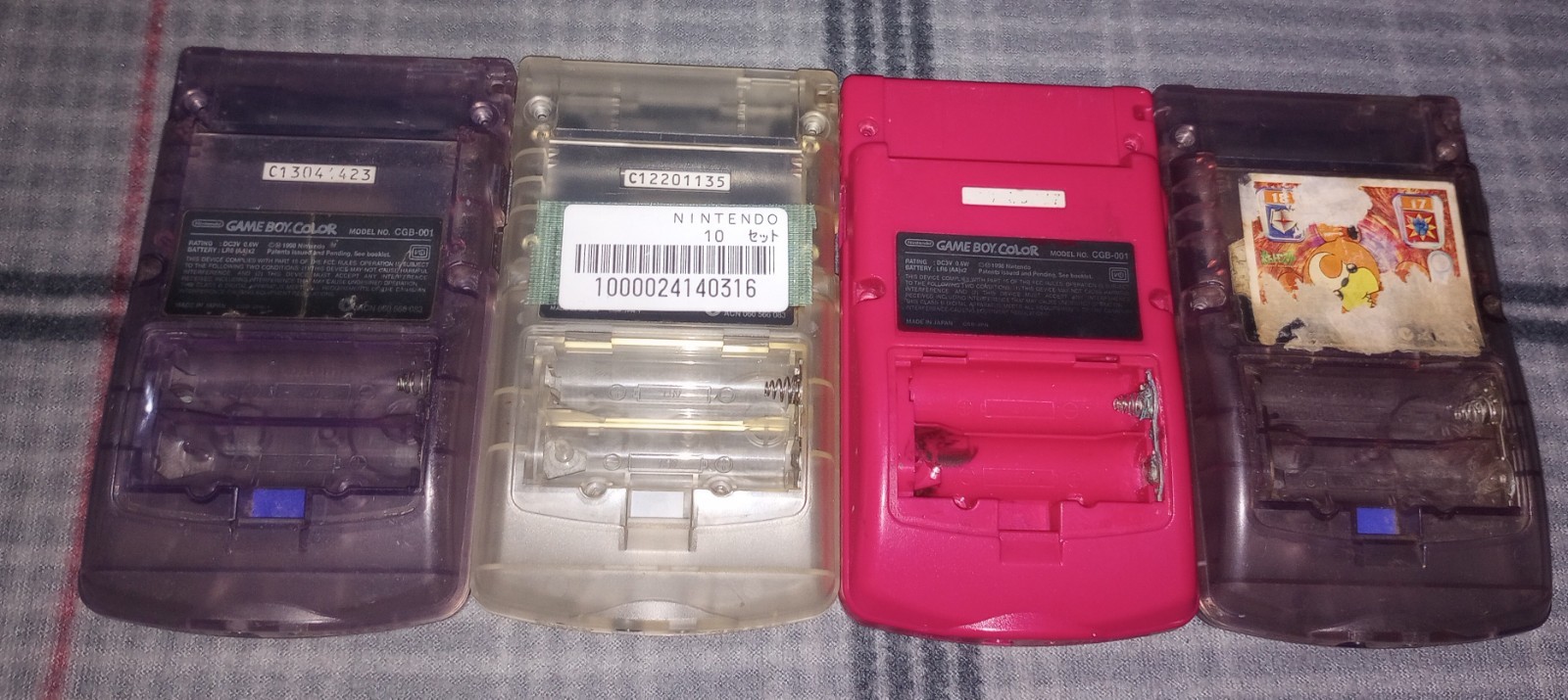 Nintendo Game Boy Color Console Shell Only CGB-001 Clear Lot Of 4. Parts. GBC