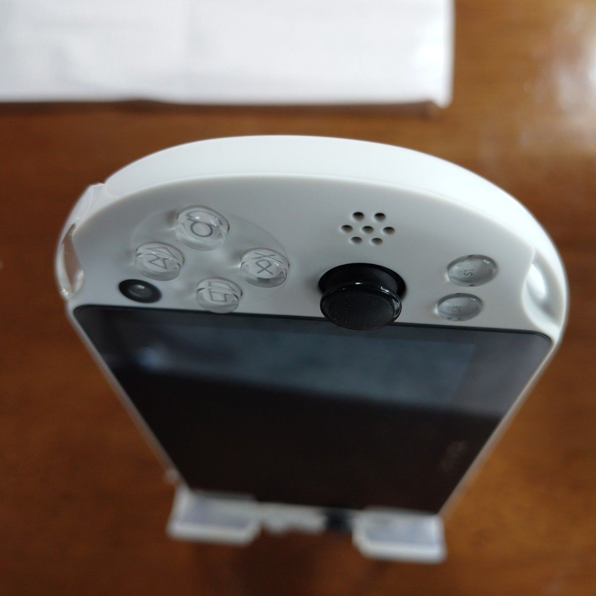 Playstation PS Vita Wi-Fi model PCH-2000ZA22 Glacier White Used From Japan