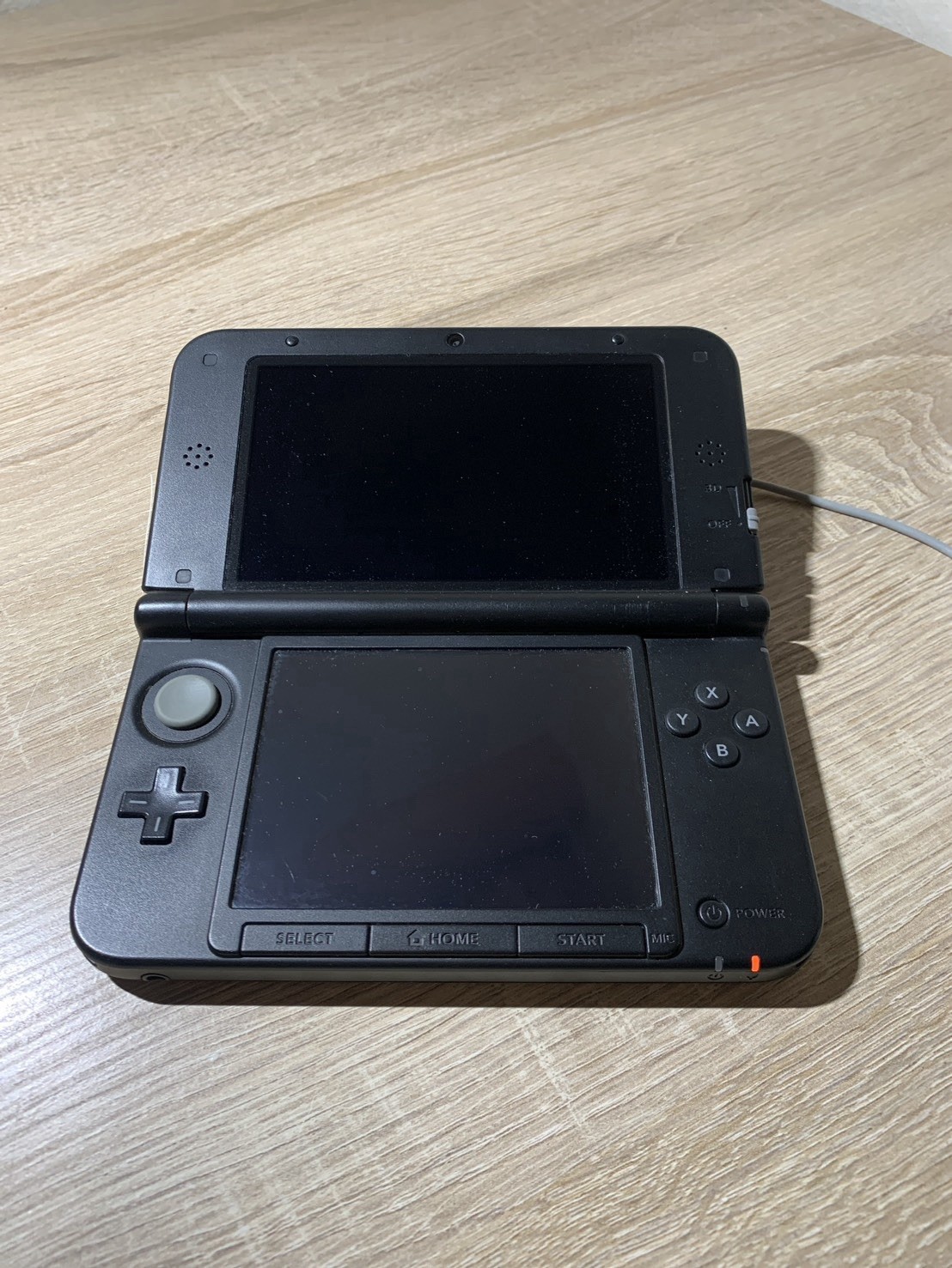 9187 Nintendo 3DS LL Silver Black Good TESTED