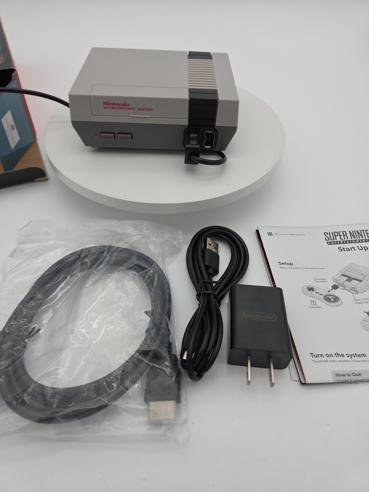 Nintendo NES Classic Edition Mini Console CIB Complete 30 Games HDMI DS Open Box