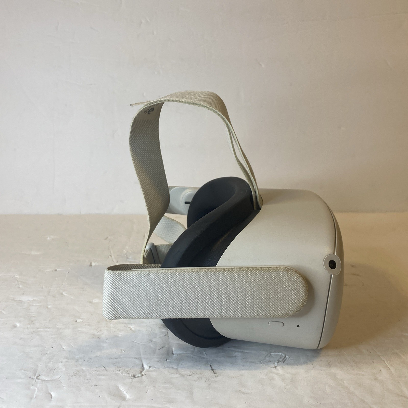 Meta Quest VR System KW49CM
