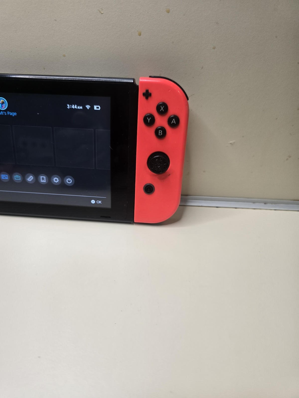 Nintendo Switch Console Red Joy-Cons Dock Grip HAC-001 Used Storage Find