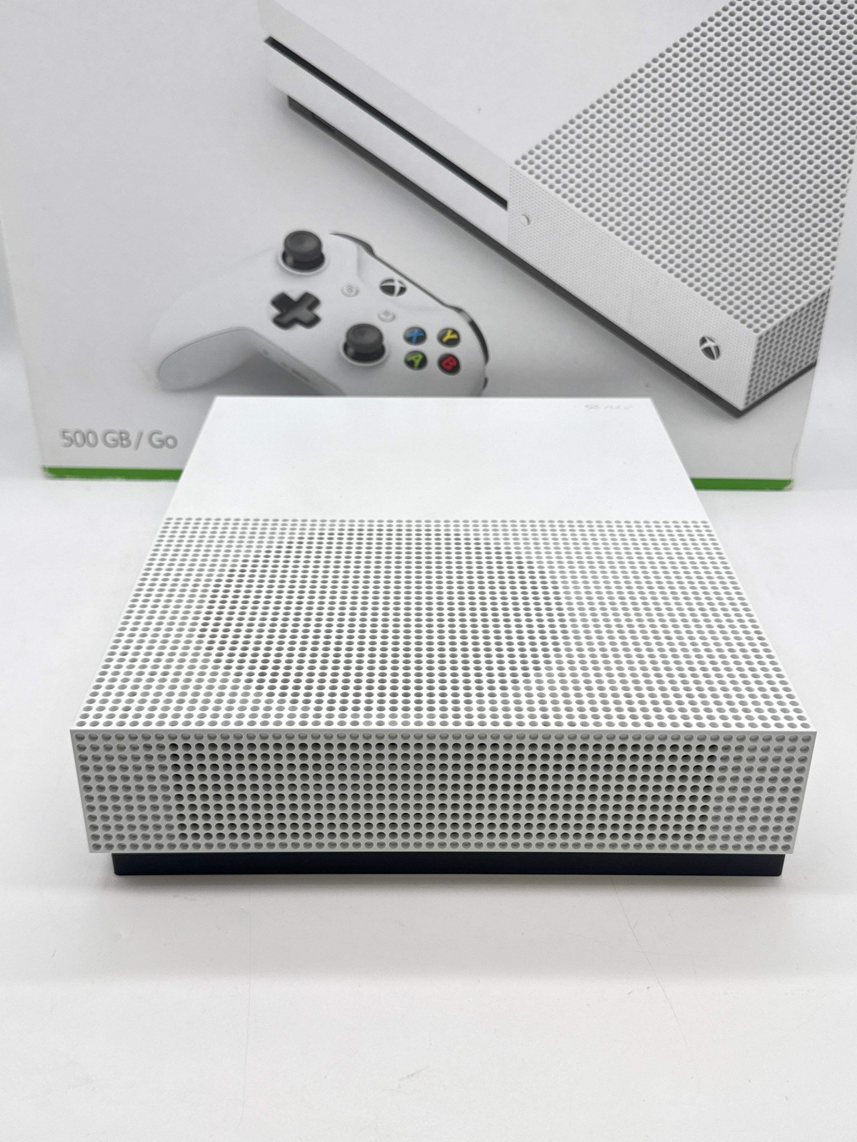 Microsoft Xbox One S 500GB Console 1681 Controller Cables Bundle