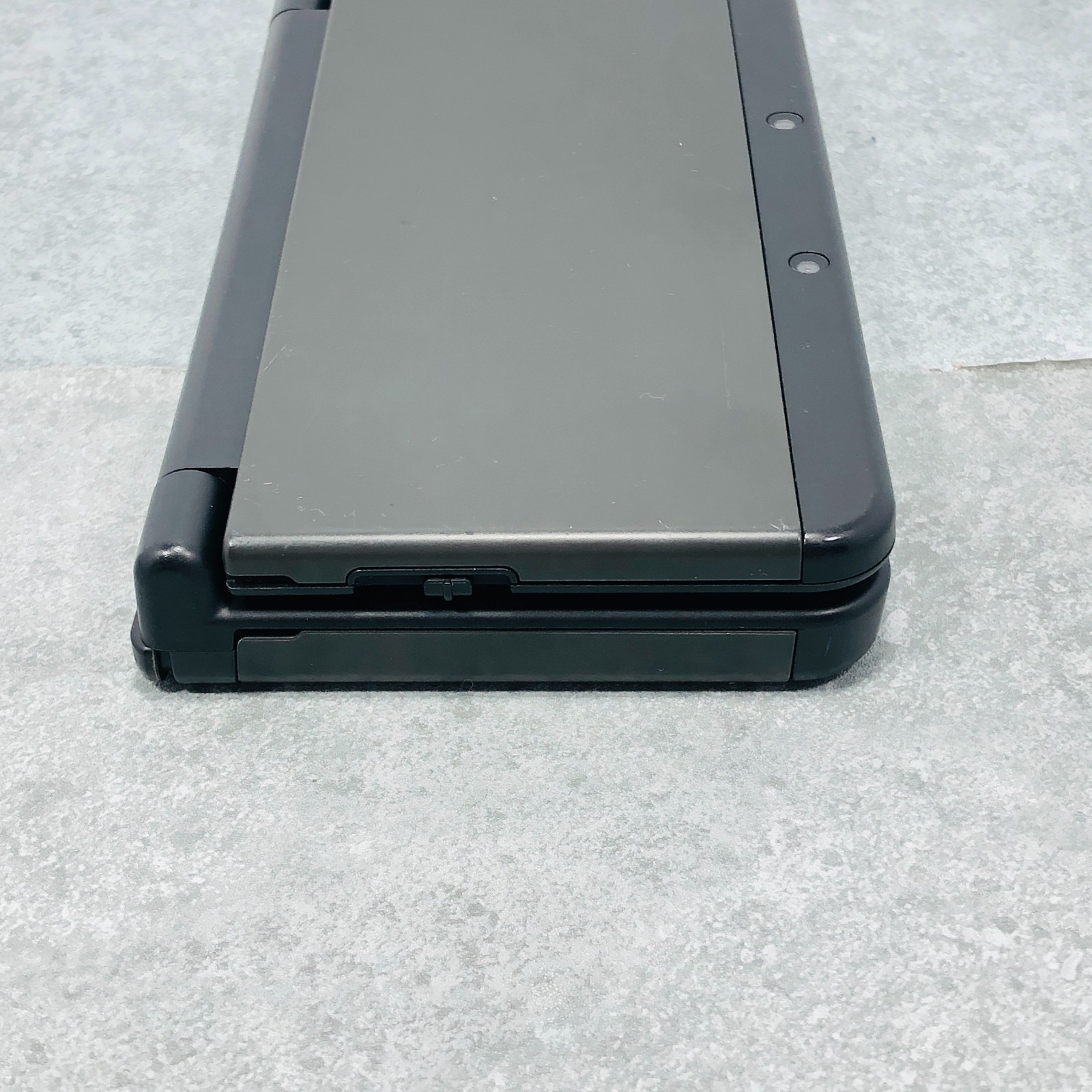 [EX+3] New Nintendo 3DS Handheld Console KTR-001 Black Japan 26-05-31