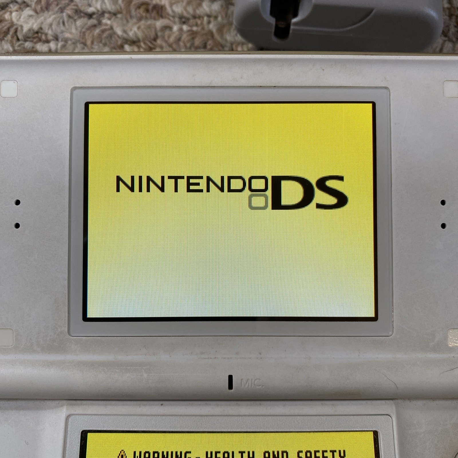 Nintendo DS Lite (USG-001) Handheld – White Charger