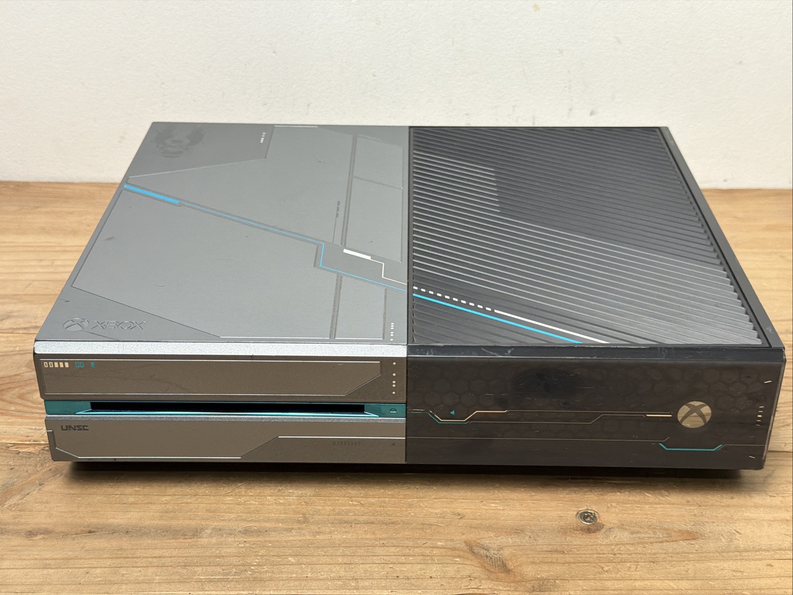 Microsoft Xbox One Halo 5: Guardians Limited Edition 1TB Console Tested/Works
