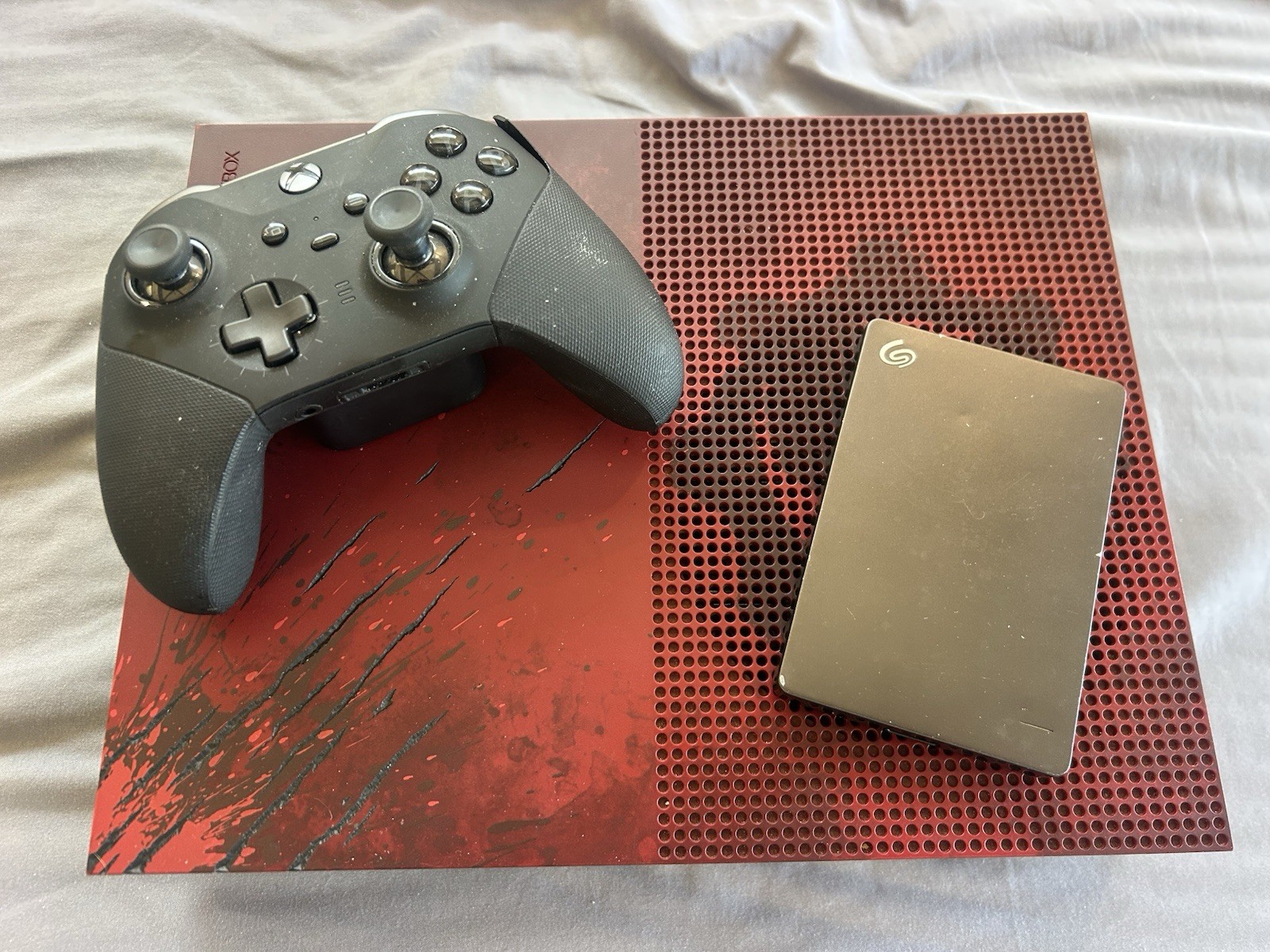 Xbox One S Gears of War 4 Edition 2TB Crimson Console