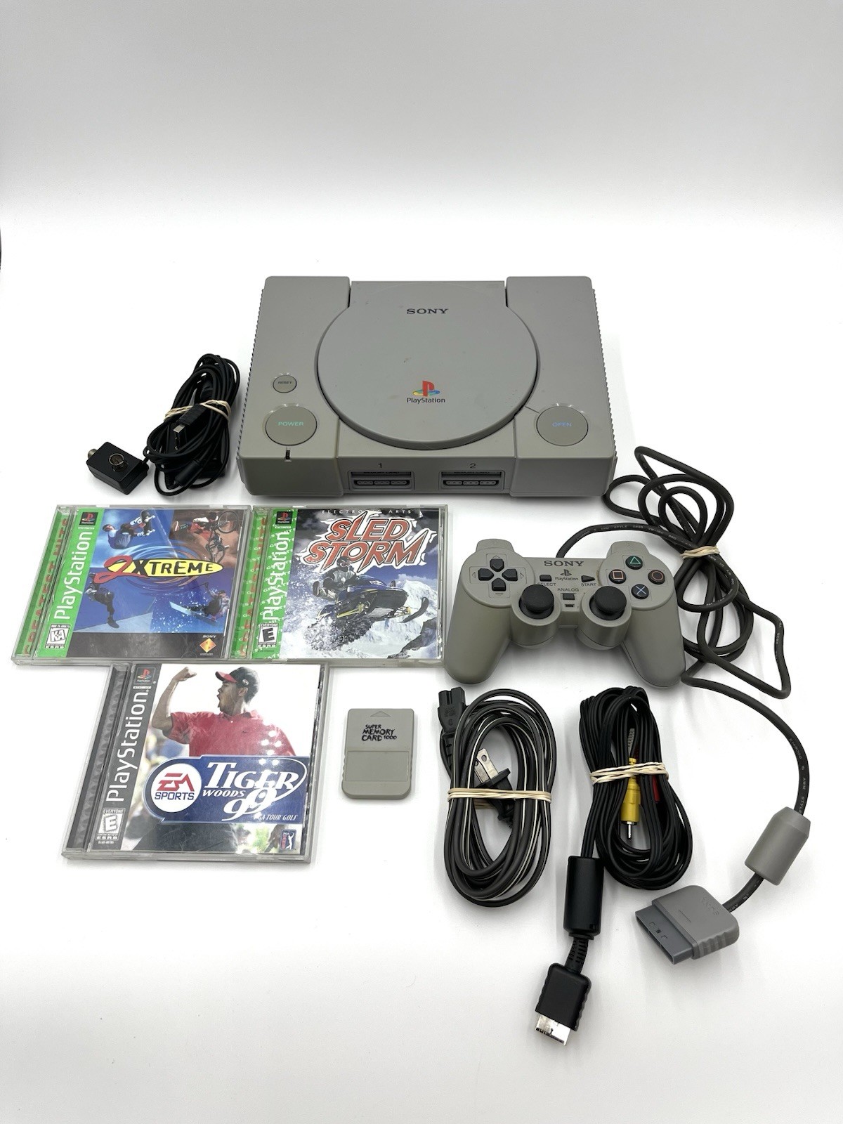 Sony PlayStation 1 Console SCPH-7501 PS1 Lot 3 Games, 1 Controller & Cord TESTED